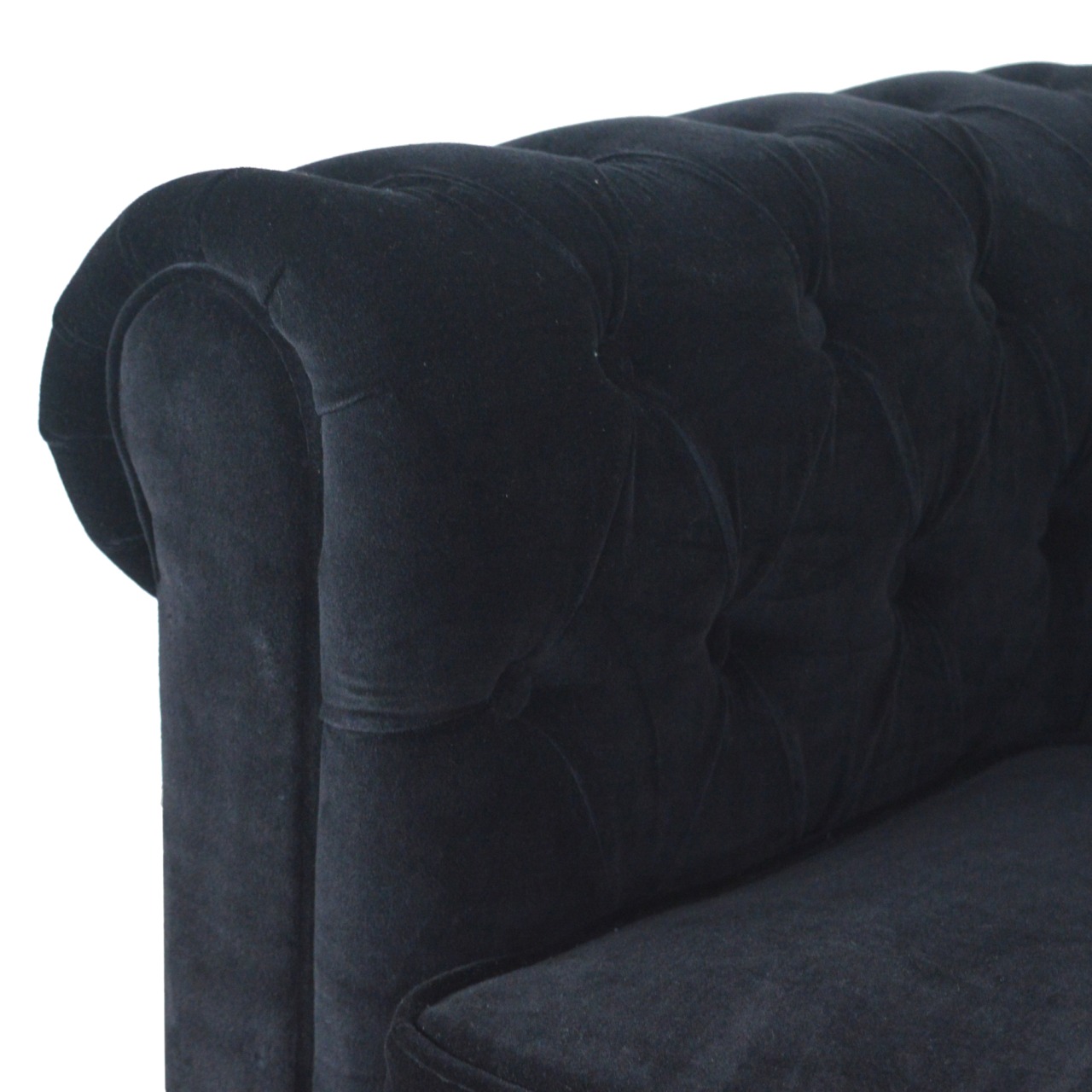 Black Velvet Chesterfield Sofa – Artisan Furniture
